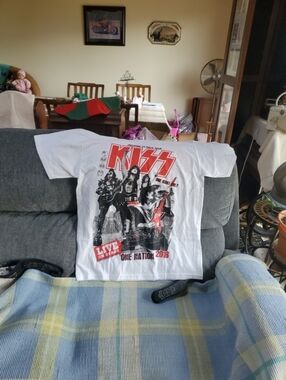 Kiss Freedom Tour 2016 T Shirt Size Large